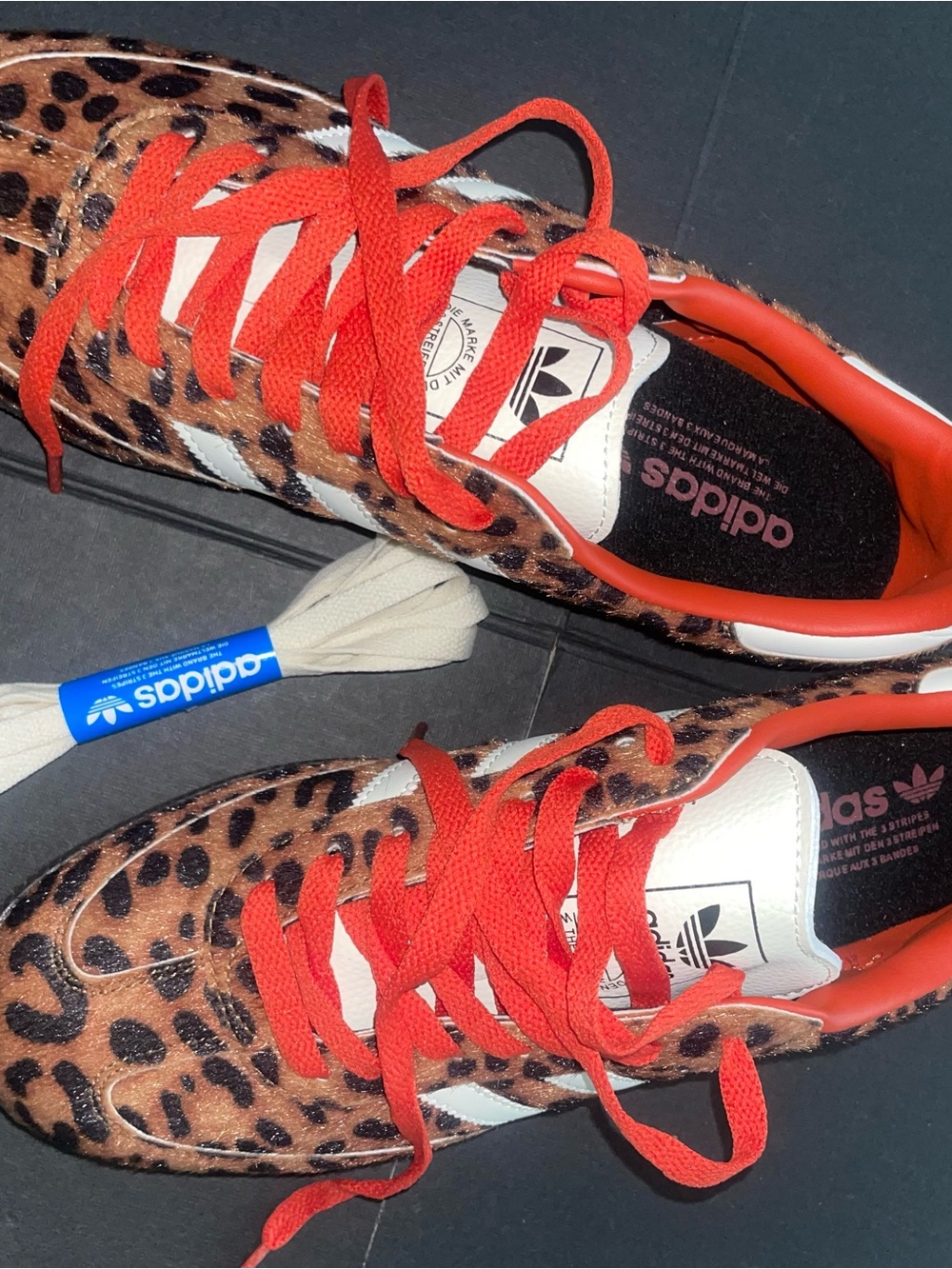 NIB Adidas Sneakers in Red & Leopard
Women’s-9 Men’s-7.5 - Picture 7 of 9